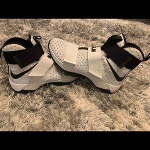 Lebron Soldier 10 - Size 10.5